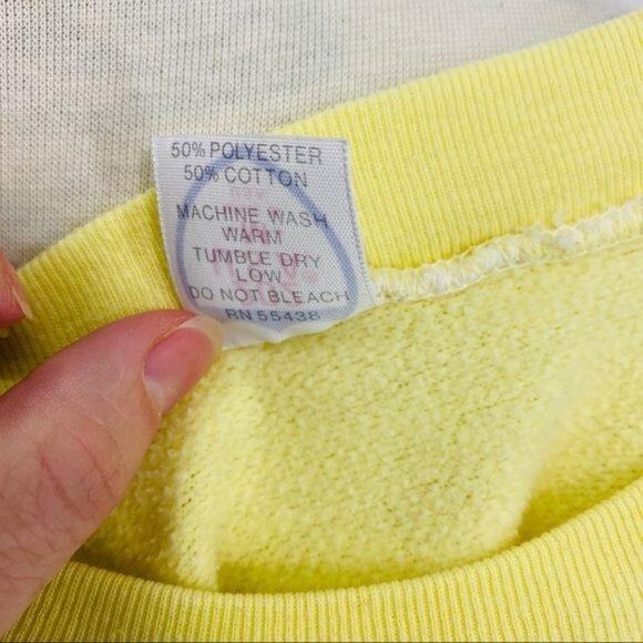 Vintage Creamy Yellow Who0o! Owl Sweatshirt - Picture 11 of 12